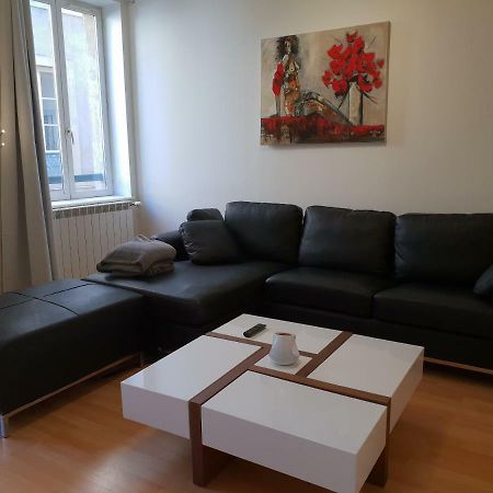 Grand Appartement En Centre Ville Metz Exteriör bild